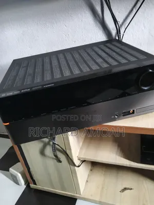 Neat and Clean Harman Kardon Av Receiver