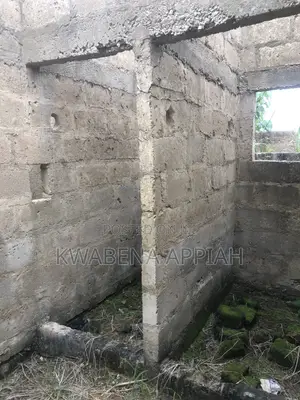 5bdrm House in Mark Estate At, Kumasi Metropolitan for sale