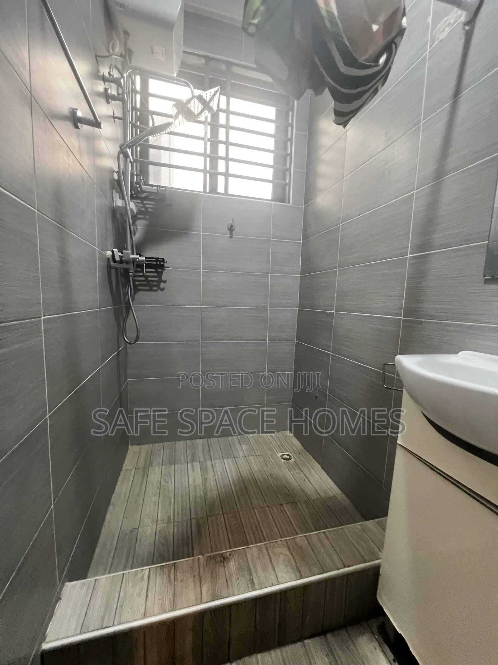 2bdrm Apartment in Burma Camp for rent