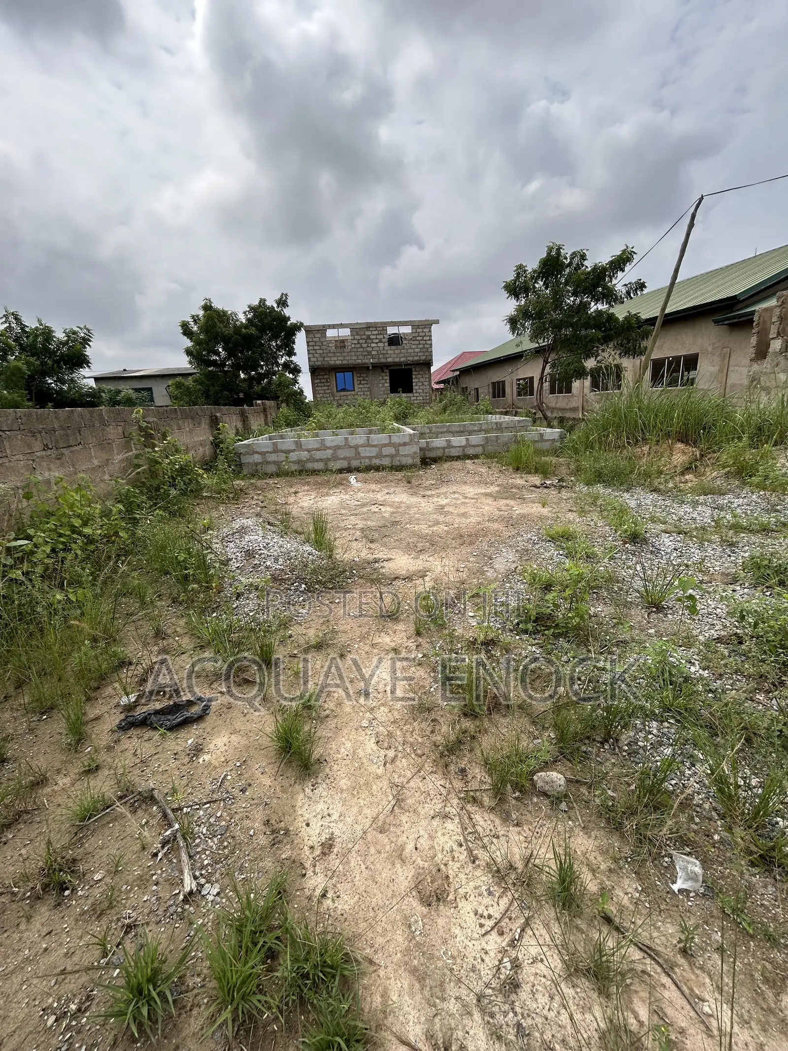 Half Plot With Footings