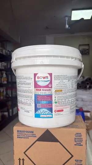 Swimming Pool Chlorine TCCA Granules/Powder – 90% Water Treatment