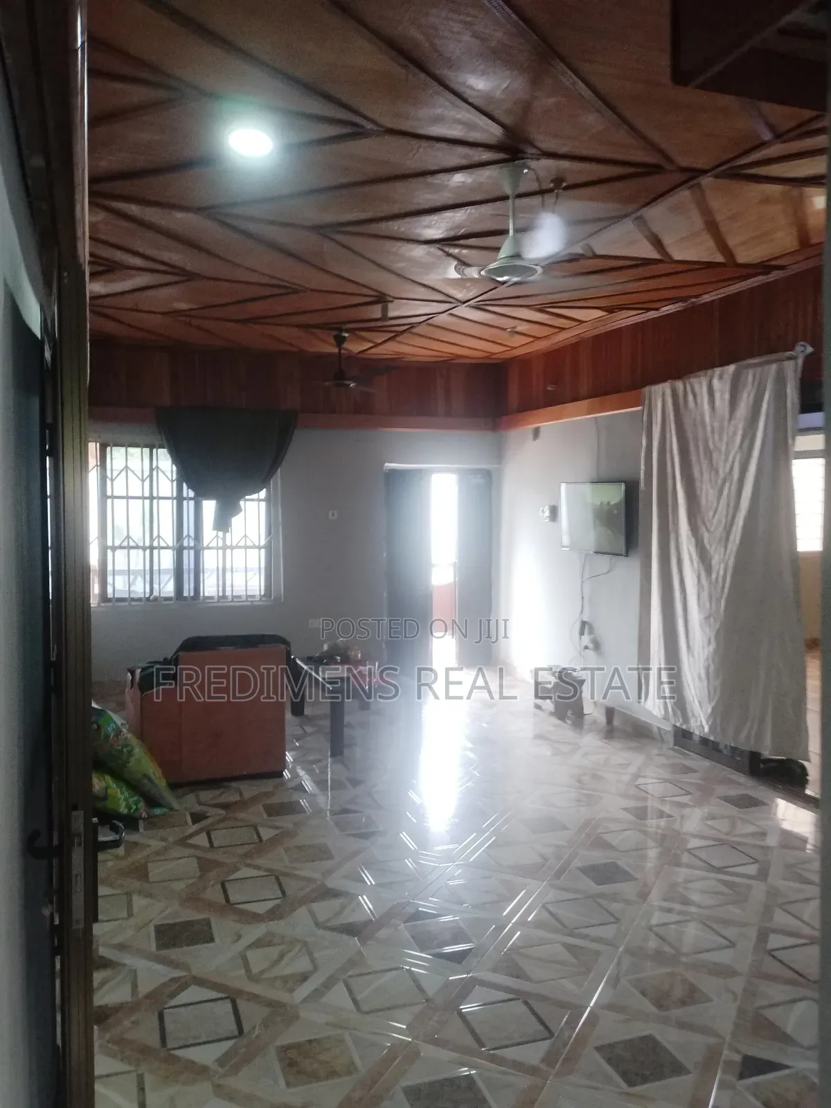 4bdrm House in Fredimens Real, Kumasi Metropolitan for sale