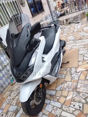 Honda 2022 White