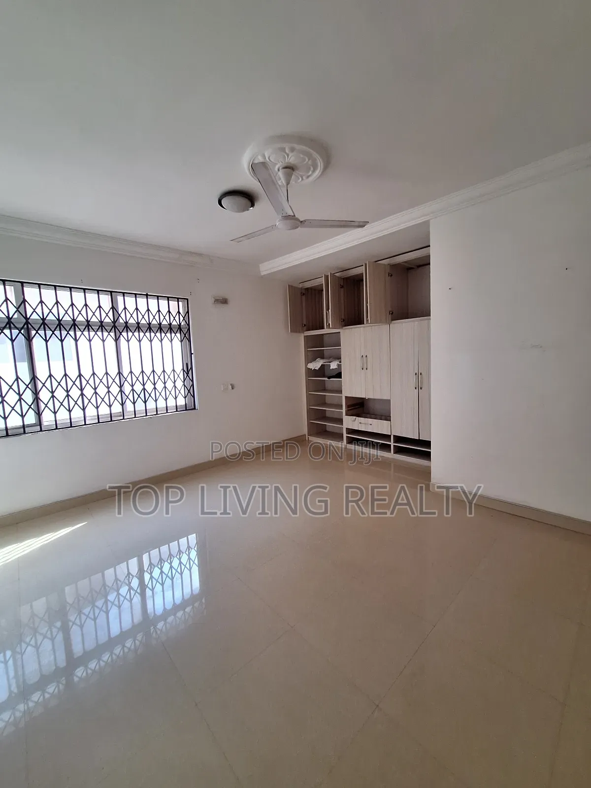 6bdrm House in Adjiringanor, Adjiriganor for rent