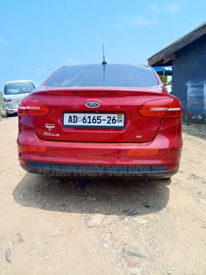 Ford Focus 2017 Red