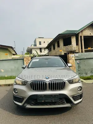 BMW X1 xDrive28i AWD 2018 Brown
