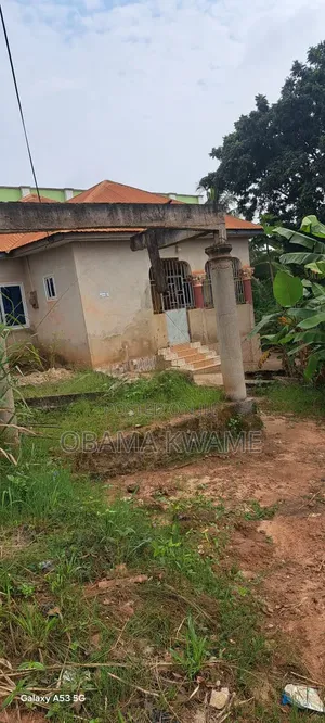 3bdrm House in Laryea Homes, Kumasi Metropolitan for sale