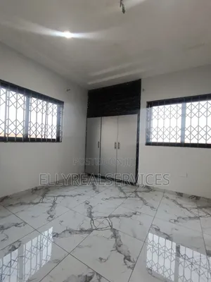 2bdrm Apartment in Ellyrealservices, Owusu Ansah for rent