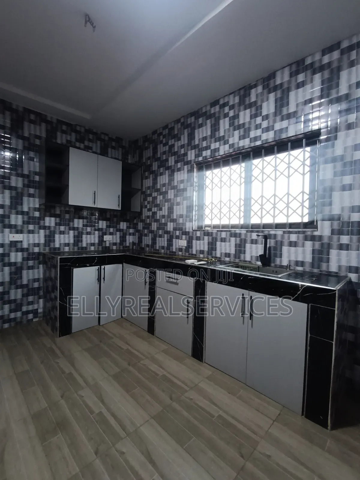 2bdrm Apartment in Ellyrealservices, Owusu Ansah for rent