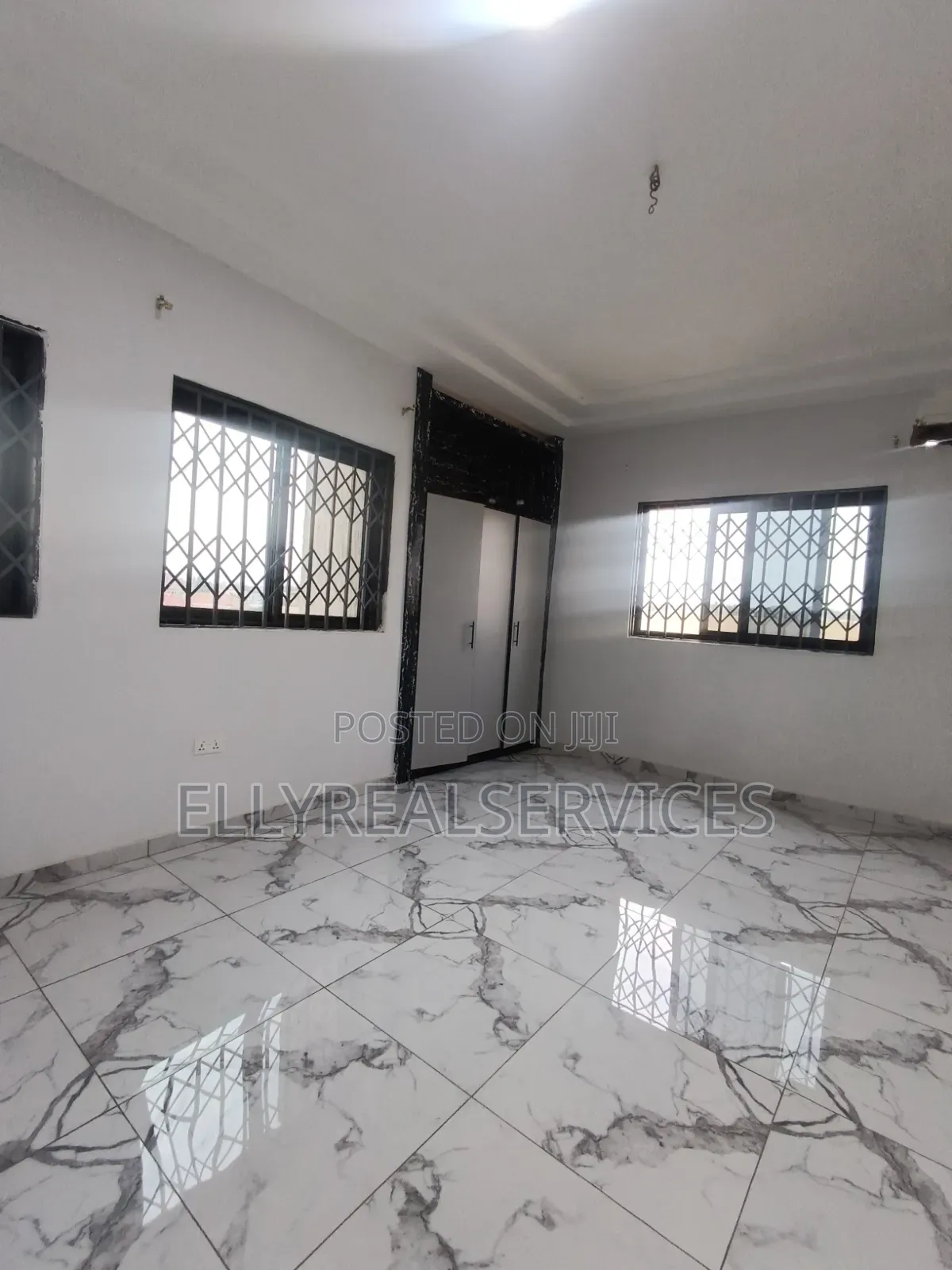 2bdrm Apartment in Ellyrealservices, Owusu Ansah for rent