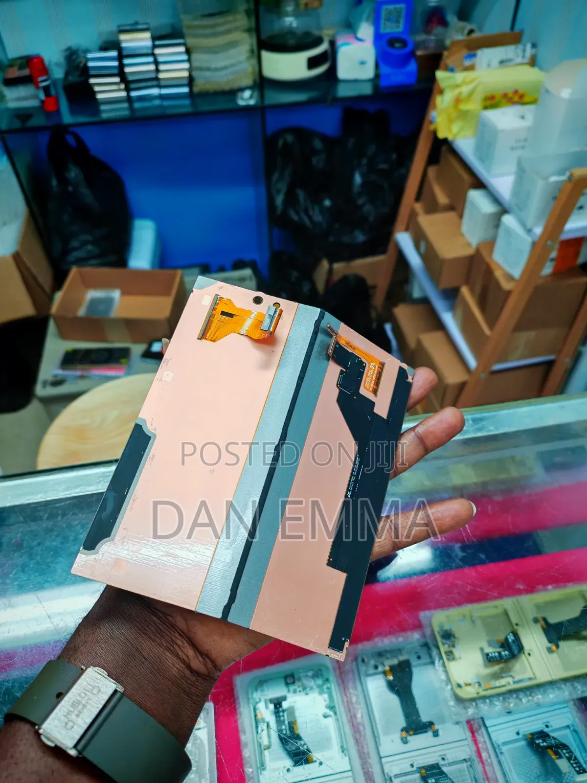 Samsung Galaxy Fold Screens