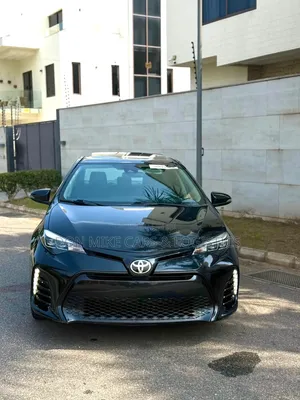 Toyota Corolla SE (1.8L 4cyl 6M) 2019 Black