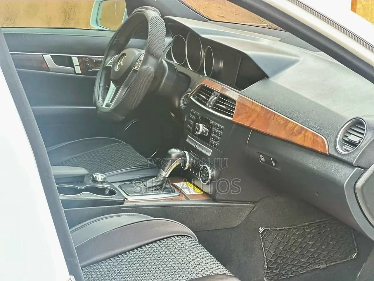 Mercedes-Benz C250 2014 White