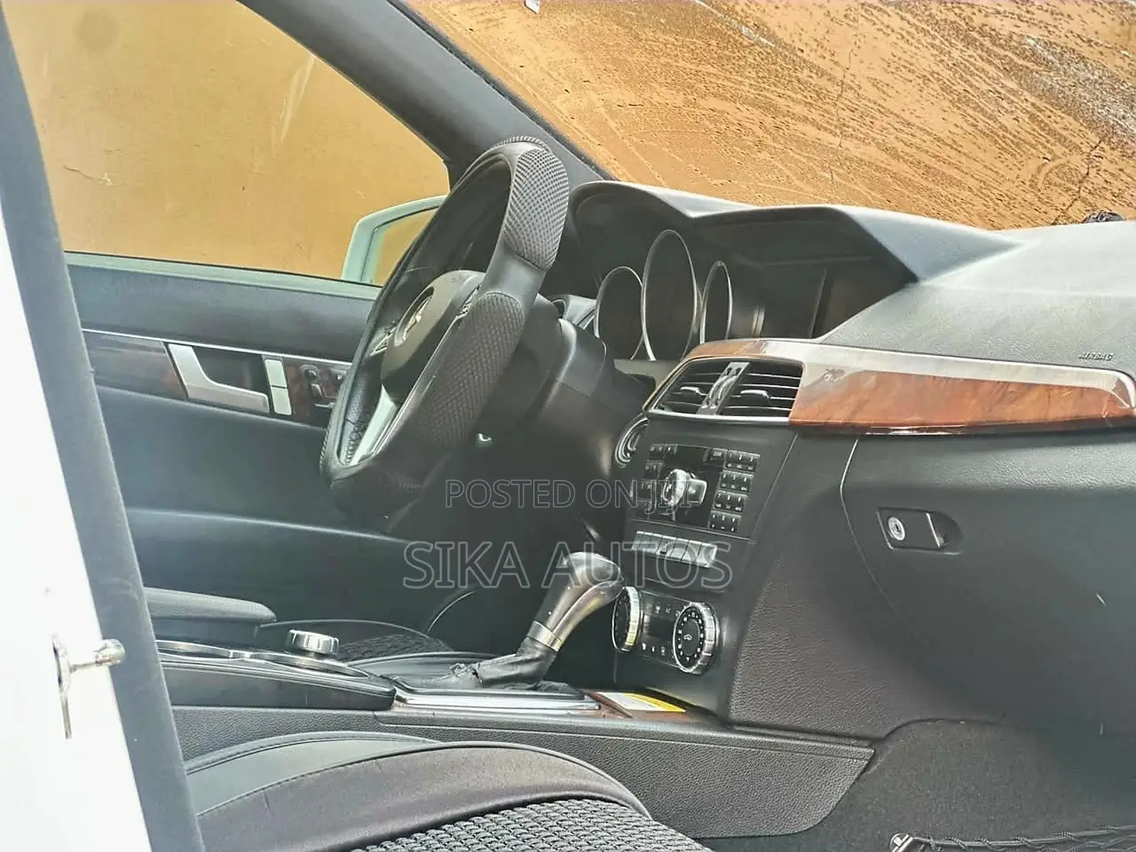 Mercedes-Benz C250 2014 White