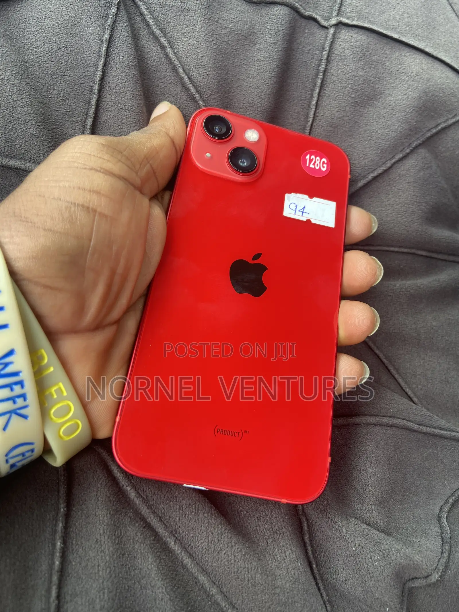 New Apple iPhone 13 128 GB Red