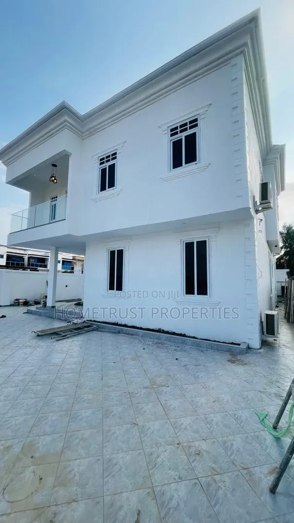 4bdrm Duplex in Kwabenya Acp for sale