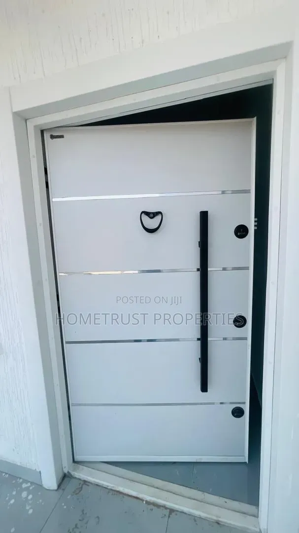 4bdrm Duplex in Kwabenya Acp for sale