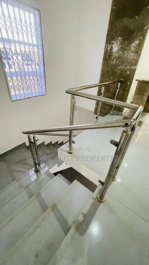 4bdrm Duplex in Kwabenya Acp for sale