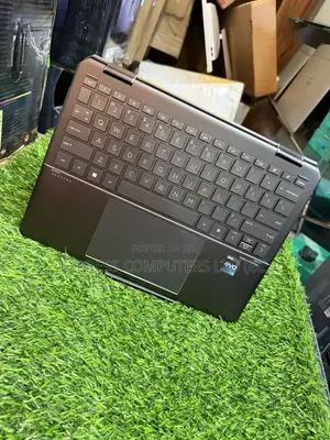 Laptop HP Spectre X360 16GB Intel Core i7 SSD 1T