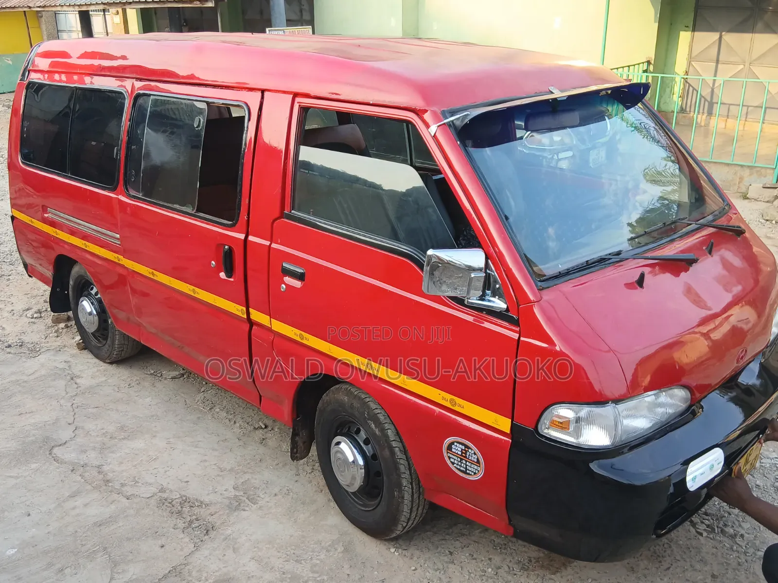 Hyundai H-100 2001 Red