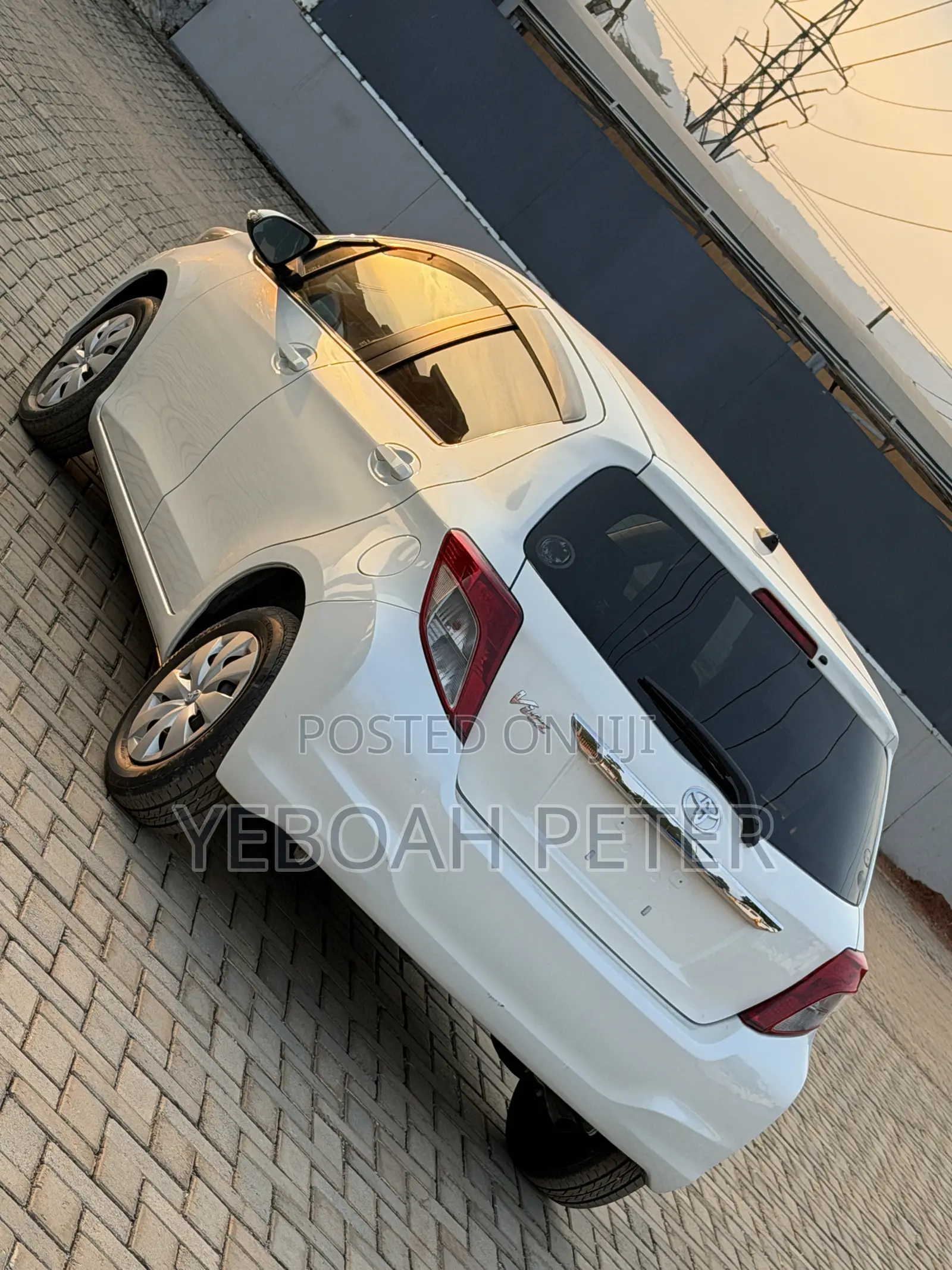 Toyota Vitz 2013 White