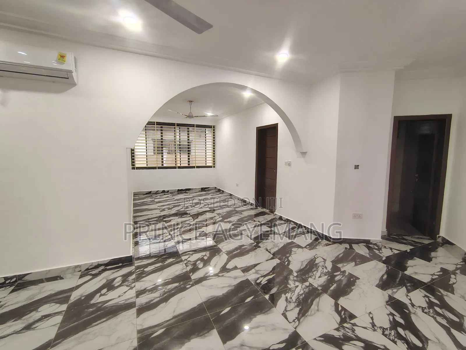 3bdrm Apartment in Diana Properties, Atwima Kwanwoma for rent