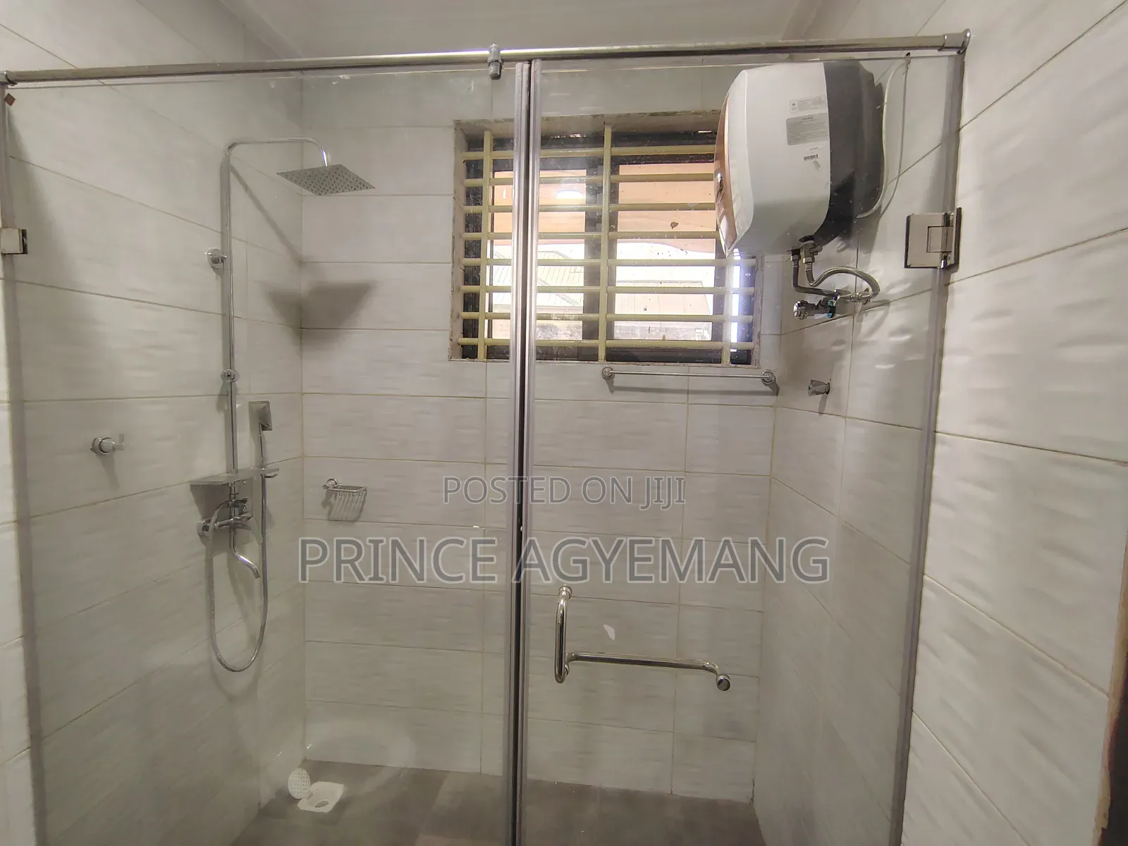 3bdrm Apartment in Diana Properties, Atwima Kwanwoma for rent