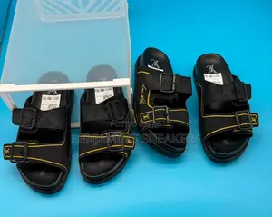 Louis Vuitton Slippers