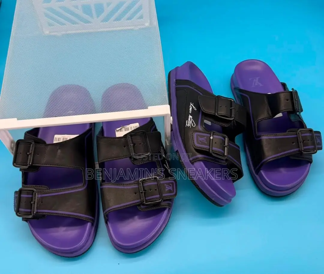 Louis Vuitton Slippers