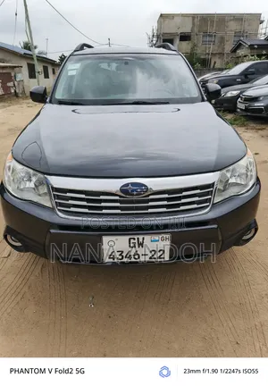 Subaru Forester 2010 Gray