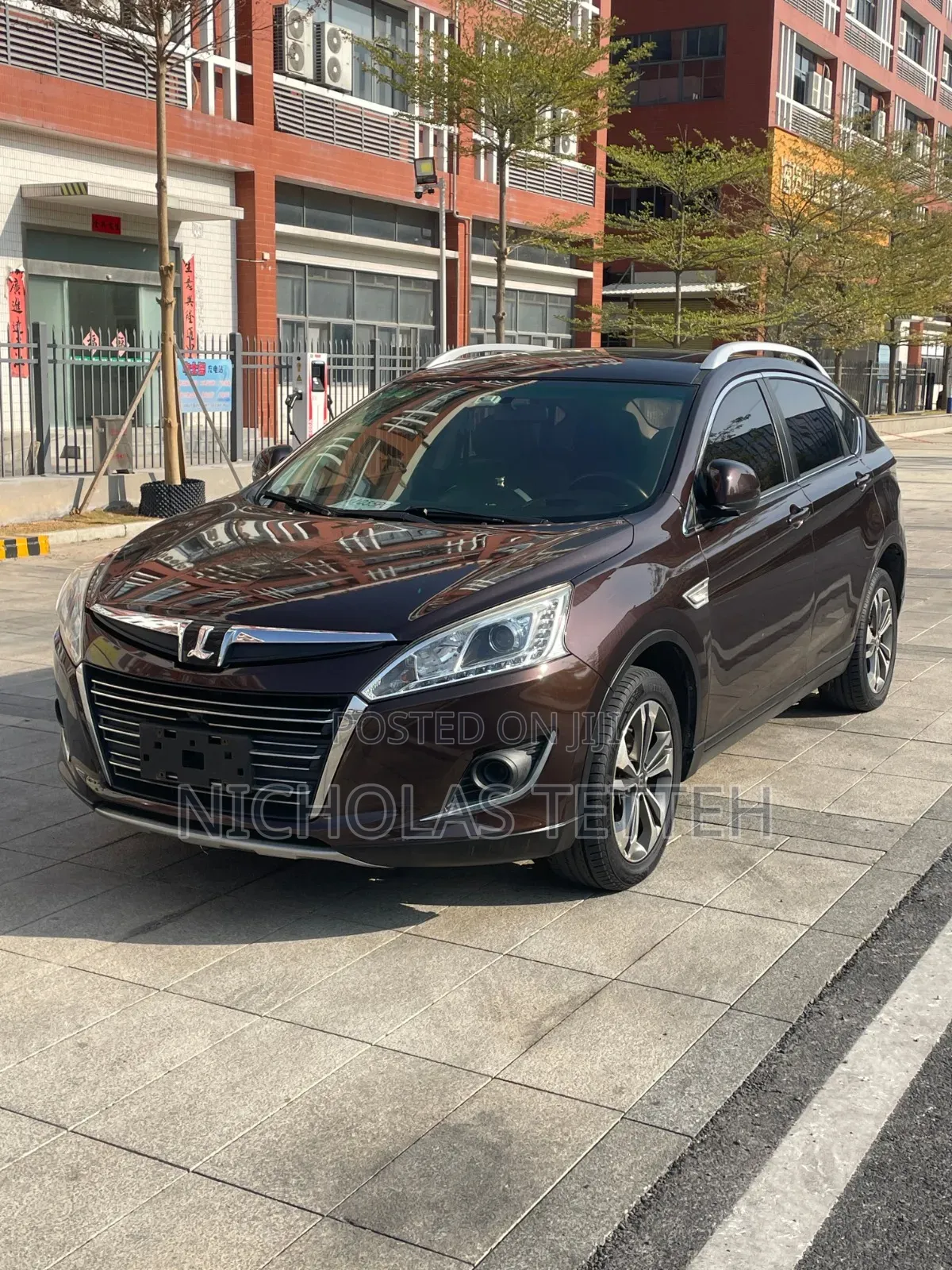 Luxgen U6 2015 Brown