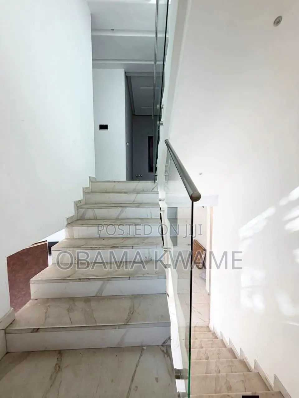 5bdrm House in Laryea Homes, A&C Mall Area for sale