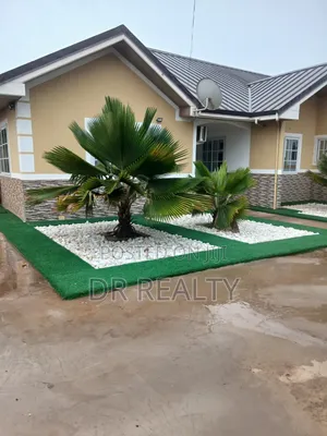 2 Bedroom Apartment for Shortlets