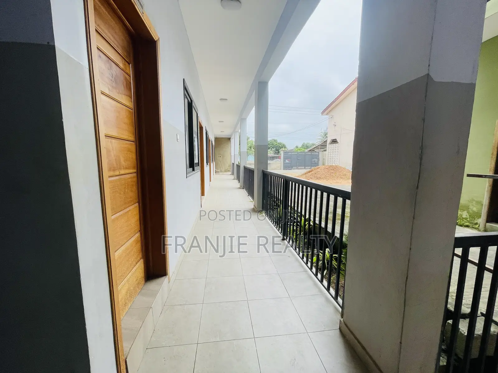 16bdrm House in Kasoa for sale