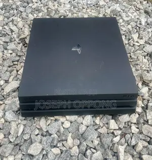 Ps4 Pro 825gb