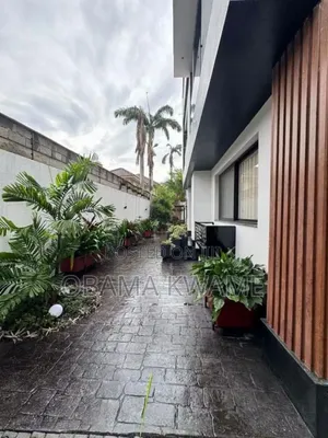 Furnished 5bdrm Villa in Laryea Homes, US Embassy Area for rent