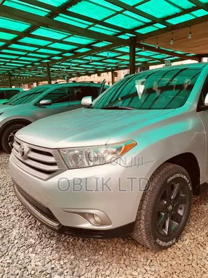Toyota Highlander Limited 3.5l 4WD 2013 Silver