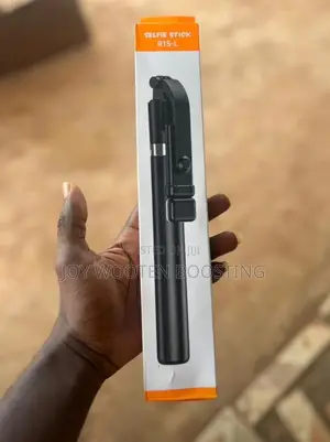 R1s-L Selfie Stick Tripod Stand for Pictures and Videos