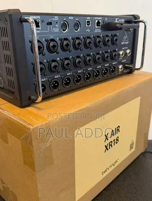 Behringer XR 18 Stage Box