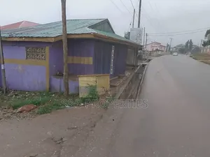 5bdrm House in Kwabenya for sale