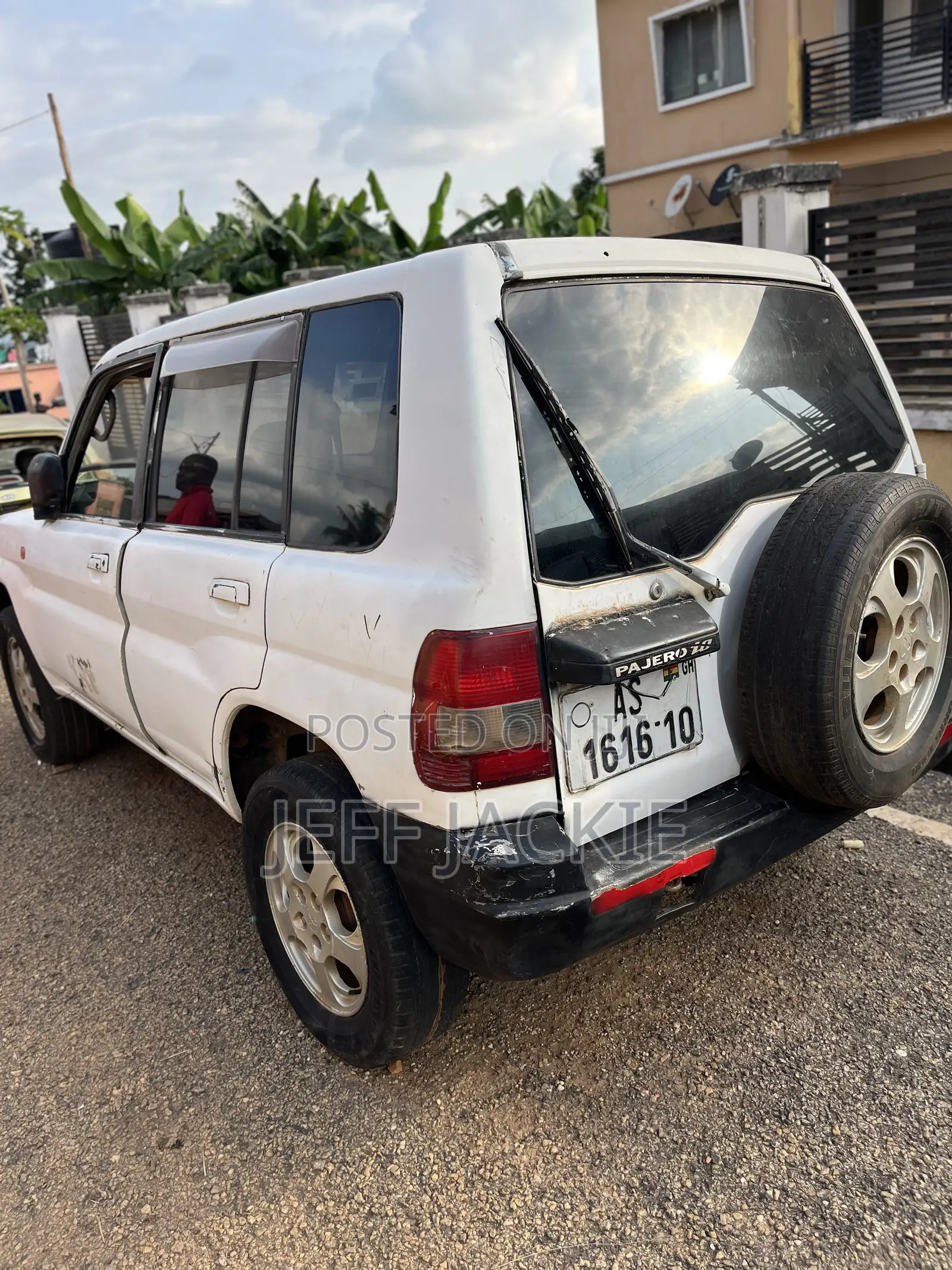 Mitsubishi Pajero 1999 White