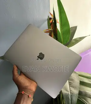 Laptop Apple MacBook Pro 2018 16GB Intel Core i7 SSD 256GB