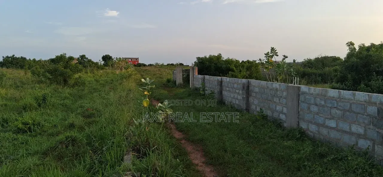 100% Premium Plots (Prampram Beach Road)