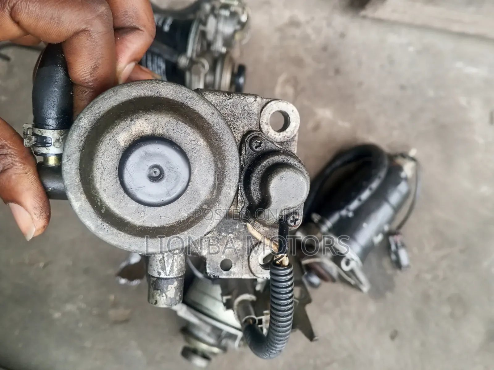 Nissan Hand Pump
