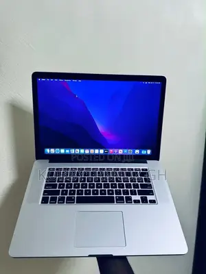 Laptop Apple MacBook Pro 2015 16GB Intel Core i7 SSD 512GB