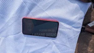 Apple iPhone 11 128 GB Red