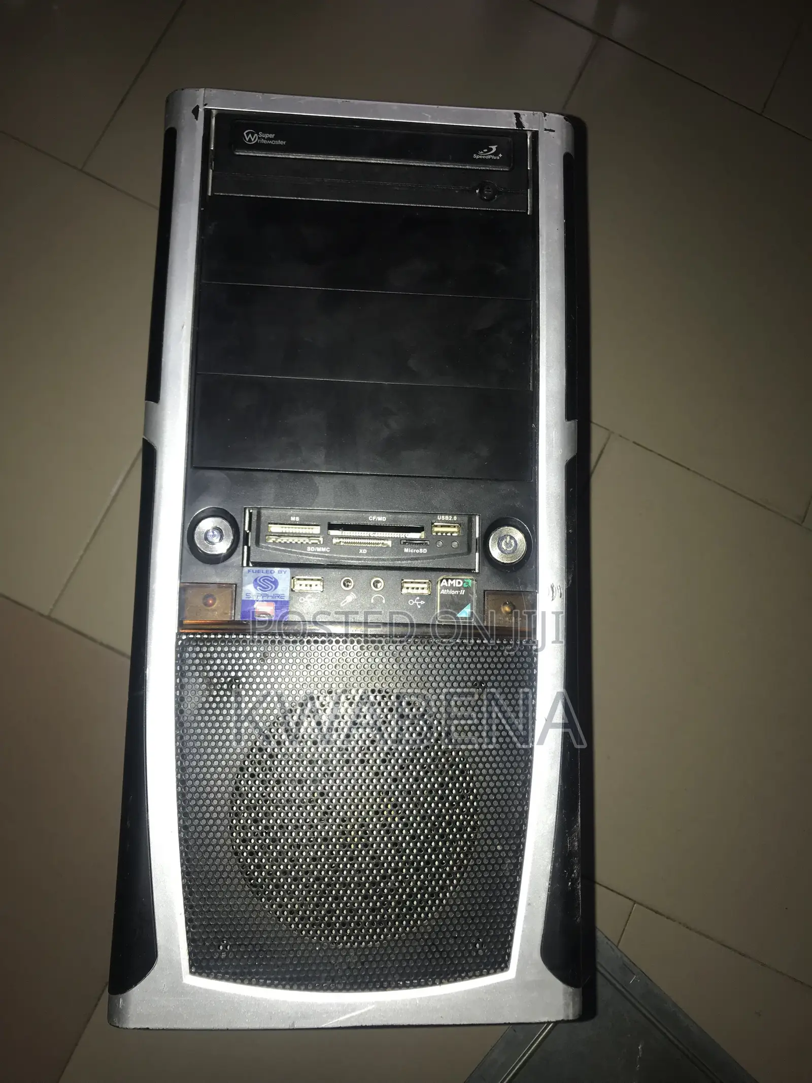 Desktop Computer Asus 8GB AMD HDD+SSD 500GB