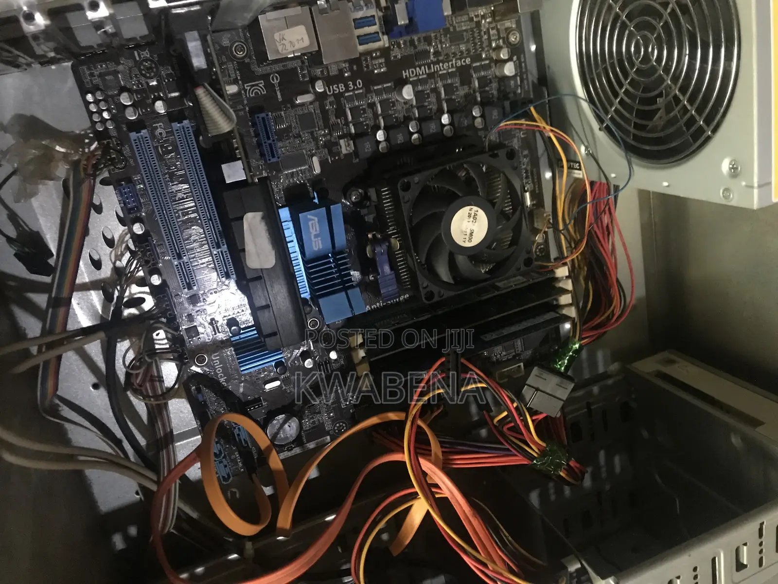 Desktop Computer Asus 8GB AMD HDD+SSD 500GB