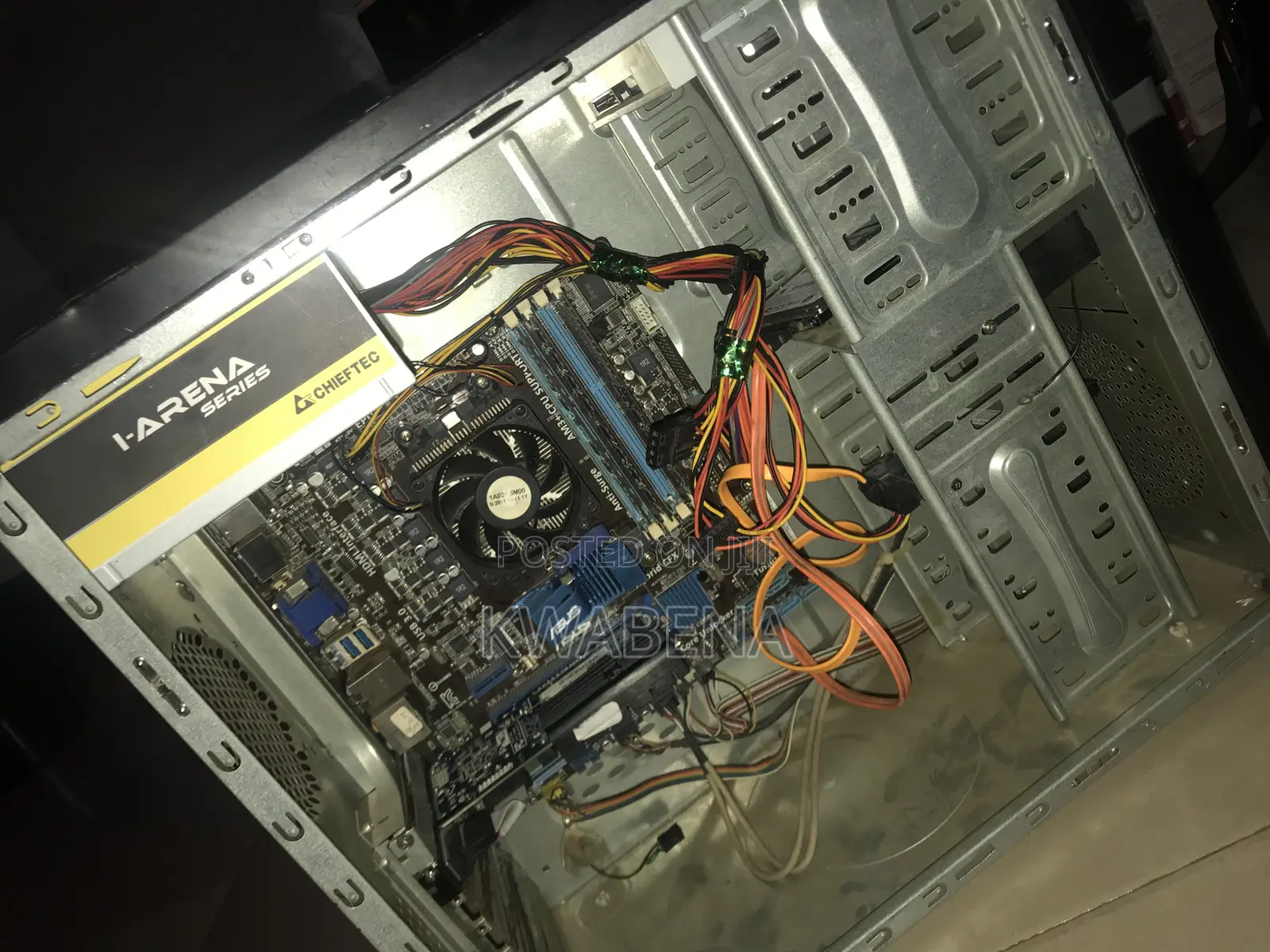 Desktop Computer Asus 8GB AMD HDD+SSD 500GB