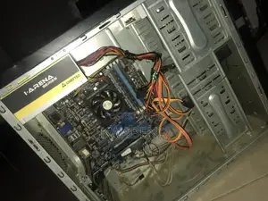 Desktop Computer Asus 8GB AMD HDD+SSD 500GB